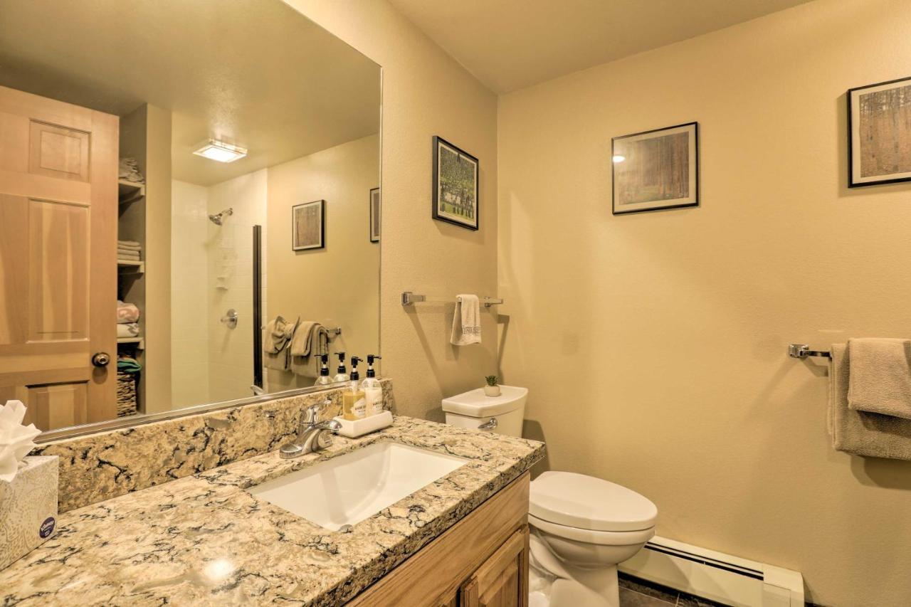 Corner-Unit Condo With Grill Walk To Lake Tahoe! Incline Village Exterior foto